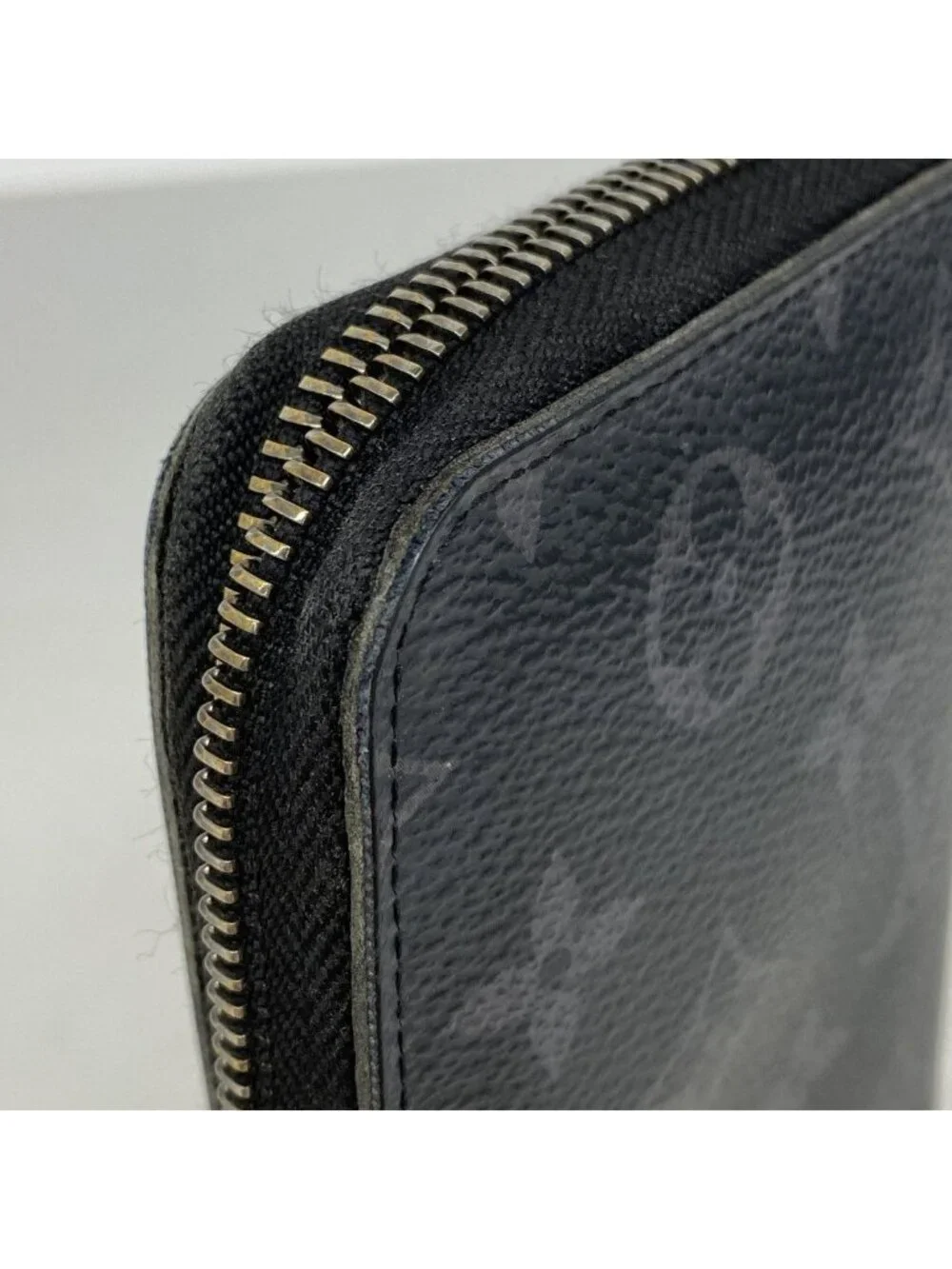 Louis Vuitton Wallet Monogram Eclipse Zippy Vertical Black